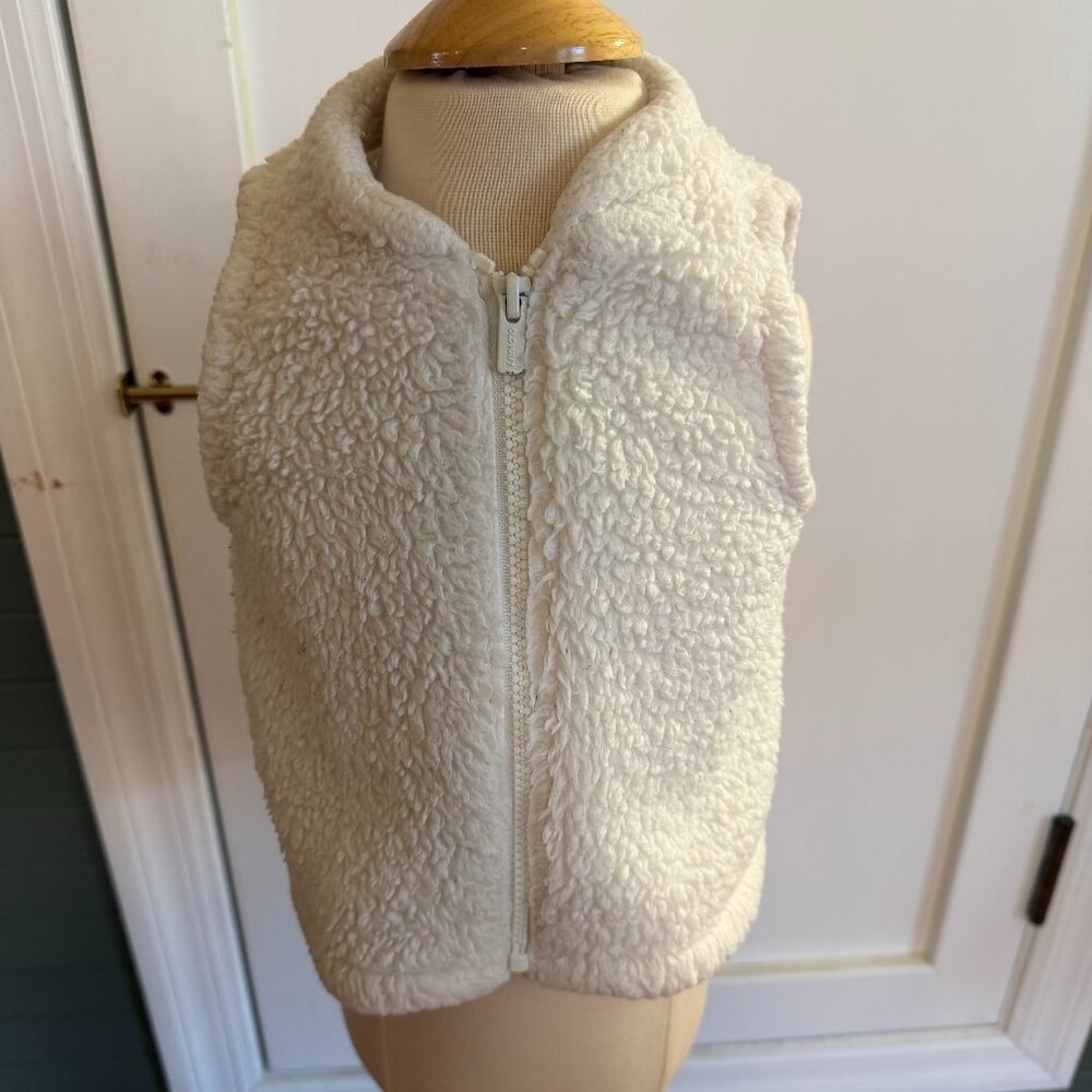 Old Navy Fuzzy Vest (Girl's 12-24 mo)